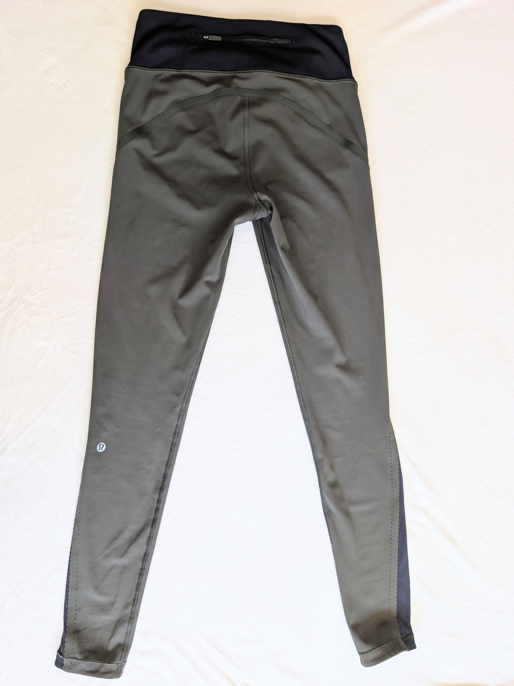 lululemon athletica Smooth Stride Olive/Black Mesh Leggings